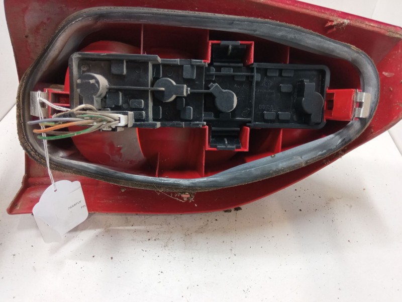 Recambio de piloto trasero izquierdo para citroën xsara picasso (n68) 1.6 hdi referencia OEM IAM   