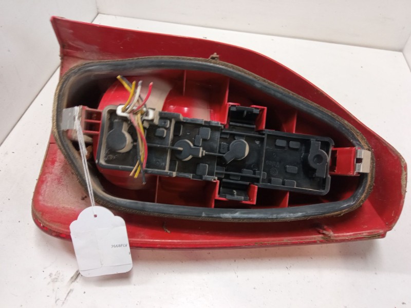 Recambio de piloto trasero derecho para citroën xsara picasso (n68) 1.6 hdi referencia OEM IAM   