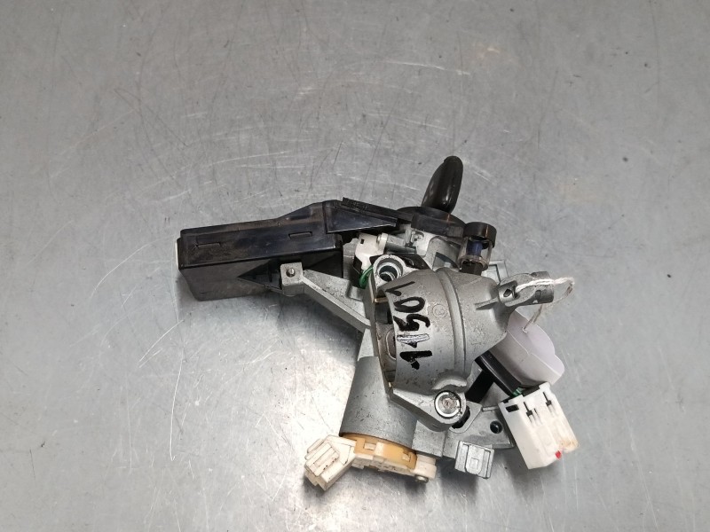 Recambio de clausor para mitsubishi outlander ii (cw_w) 2.0 di-d (cw8w) referencia OEM IAM MN141356 G8D649MB 
