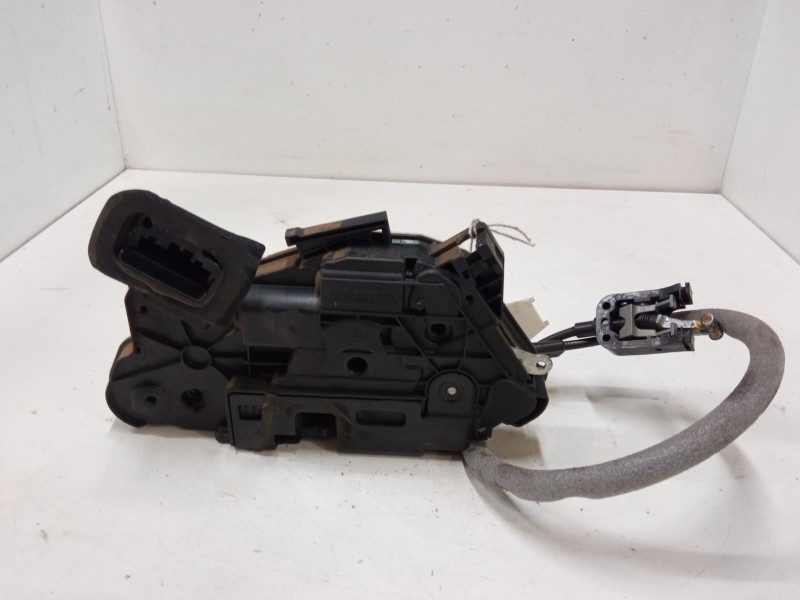 Recambio de cerradura puerta delantera izquierda para volkswagen golf vi (5k1) 1.2 tsi referencia OEM IAM   