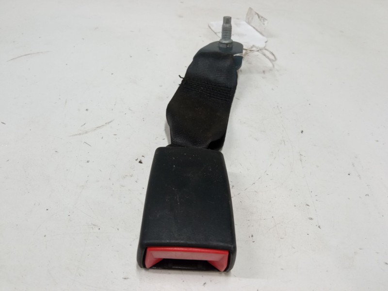 Recambio de anclaje cinturon trasero derecho para citroën c3 ii (sc_) 1.0 vti 68 referencia OEM IAM   