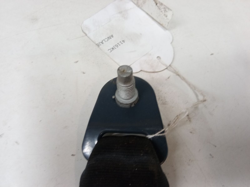 Recambio de anclaje cinturon trasero derecho para citroën c3 ii (sc_) 1.0 vti 68 referencia OEM IAM   