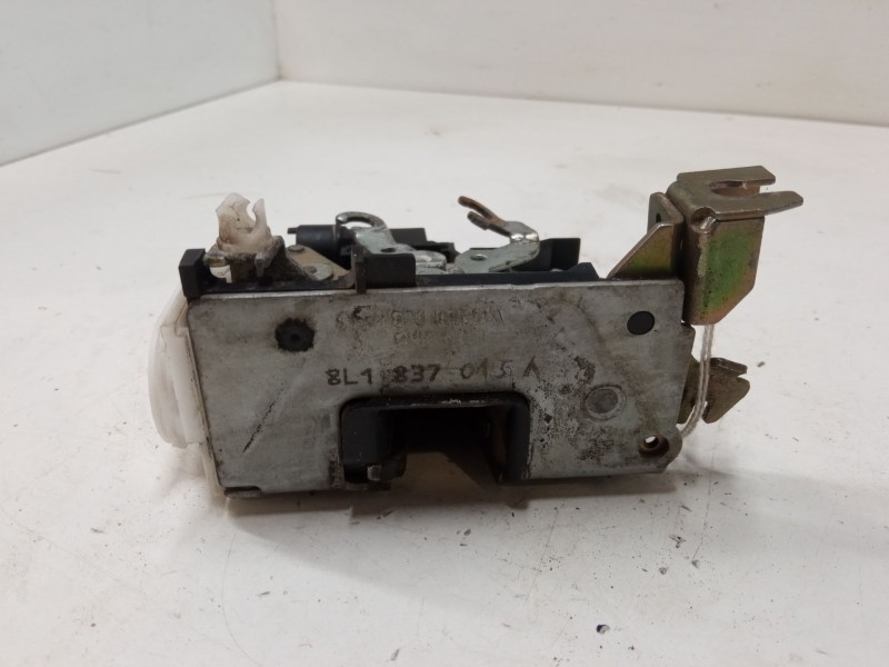 Recambio de cerradura puerta delantera izquierda para audi a3 (8l1) 1.9 tdi referencia OEM IAM   