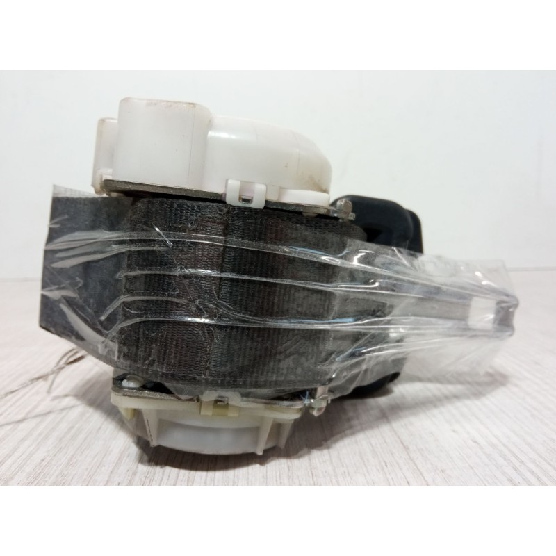 Recambio de cinturon seguridad trasero izquierdo para suzuki swift iii (mz, ez) 1.3 ddis (rs 413d) referencia OEM IAM H073811  