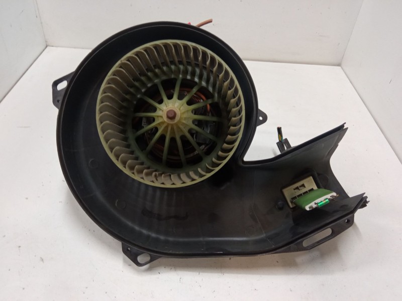 Recambio de motor calefaccion para opel meriva a monospace (x03) 1.4 16v twinport lpg (e75) referencia OEM IAM   
