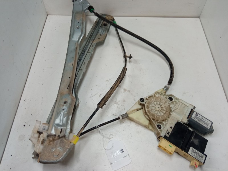 Recambio de elevalunas electrico delantero izquierdo para citroën c5 ii (rc_) 2.0 hdi (rcrhrh) referencia OEM IAM 965496100  