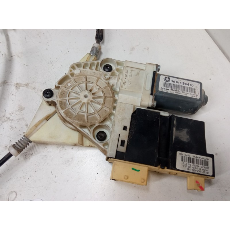 Recambio de elevalunas electrico delantero izquierdo para citroën c5 ii (rc_) 2.0 hdi (rcrhrh) referencia OEM IAM 965496100  
