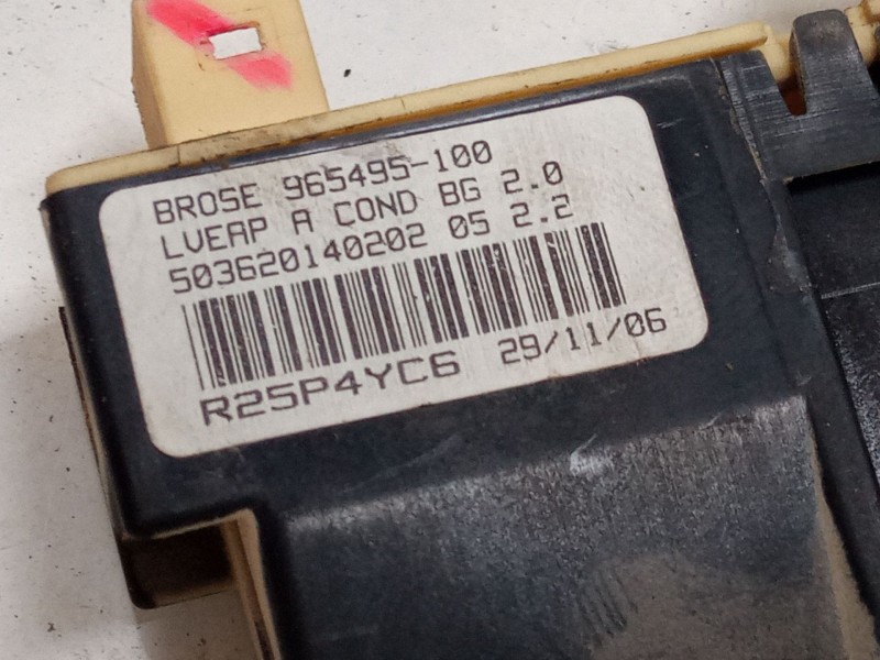 Recambio de elevalunas electrico delantero izquierdo para citroën c5 ii (rc_) 2.0 hdi (rcrhrh) referencia OEM IAM 965496100  
