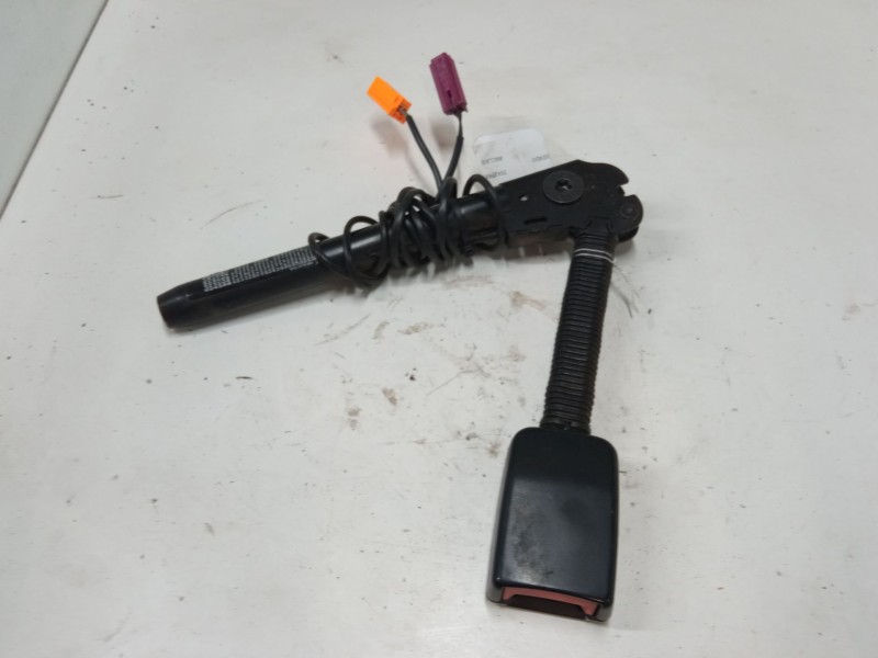 Recambio de anclaje cinturon delantero izquierdo para ford focus c-max (dm2) 1.6 tdci referencia OEM IAM   