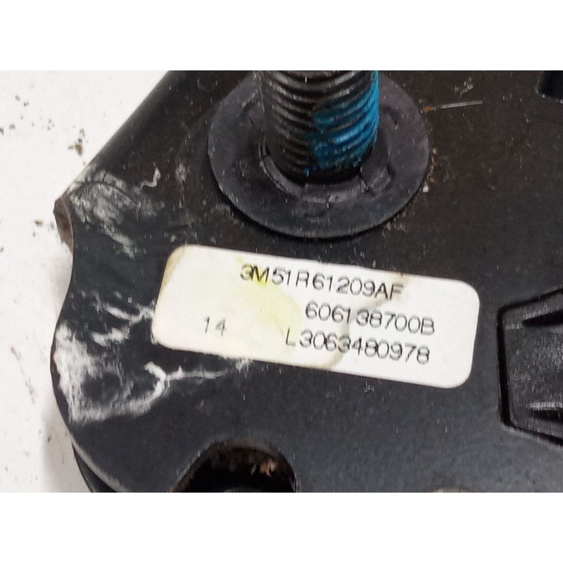 Recambio de anclaje cinturon delantero izquierdo para ford focus c-max (dm2) 1.6 tdci referencia OEM IAM   
