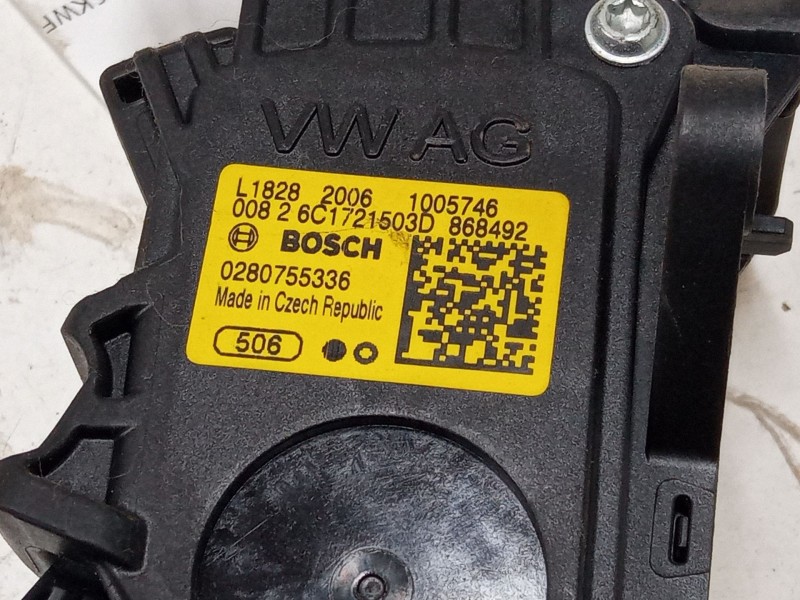 Recambio de pedal acelerador para skoda rapid spaceback (nh1) 1.0 tsi referencia OEM IAM 6c1721503d  