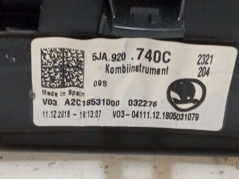 Recambio de cuadro instrumentos para skoda rapid spaceback (nh1) 1.0 tsi referencia OEM IAM 5JA920740C  