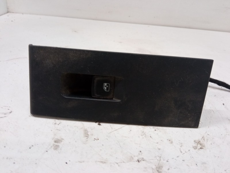 Recambio de mando elevalunas trasero izquierdo para skoda rapid spaceback (nh1) 1.0 tsi referencia OEM IAM 5JA959855A  