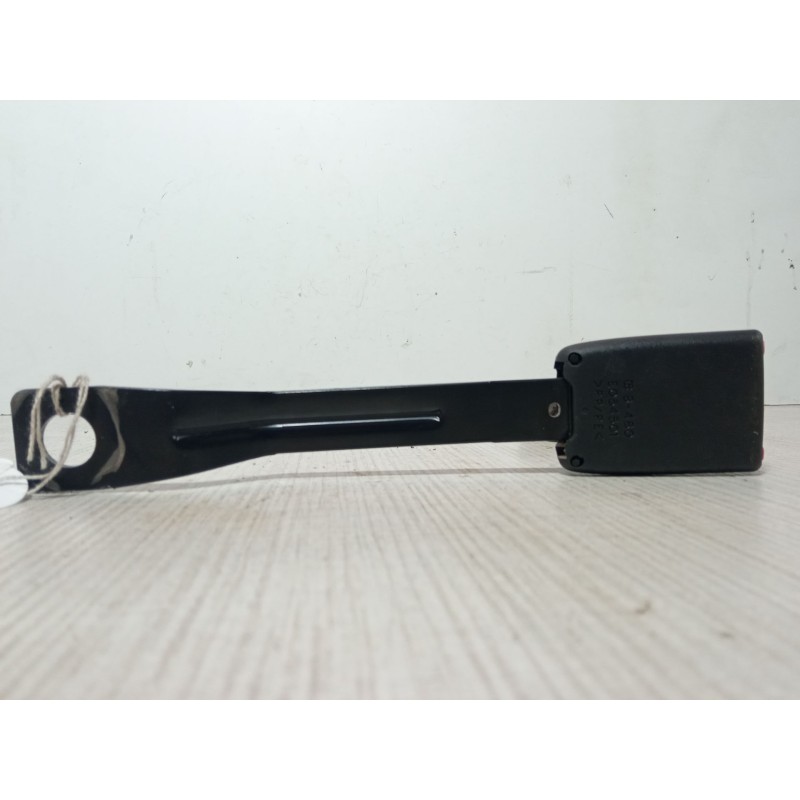 Recambio de anclaje cinturon delantero derecho para suzuki swift iii (mz, ez) 1.3 ddis (rs 413d) referencia OEM IAM 090240999170