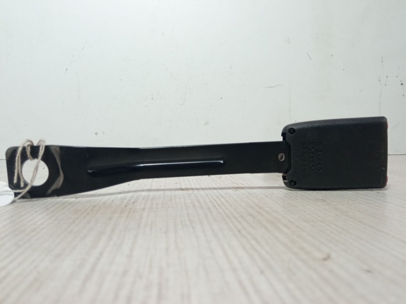 Recambio de anclaje cinturon delantero derecho para suzuki swift iii (mz, ez) 1.3 ddis (rs 413d) referencia OEM IAM 090240999170