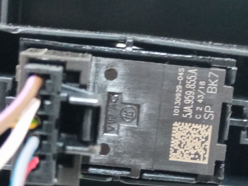 Recambio de mando elevalunas trasero izquierdo para skoda rapid spaceback (nh1) 1.0 tsi referencia OEM IAM 5JA959855A  