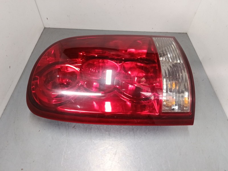 Recambio de piloto trasero izquierdo para ssangyong rexton / rexton ii (gab_) 2.7 xdi referencia OEM IAM   