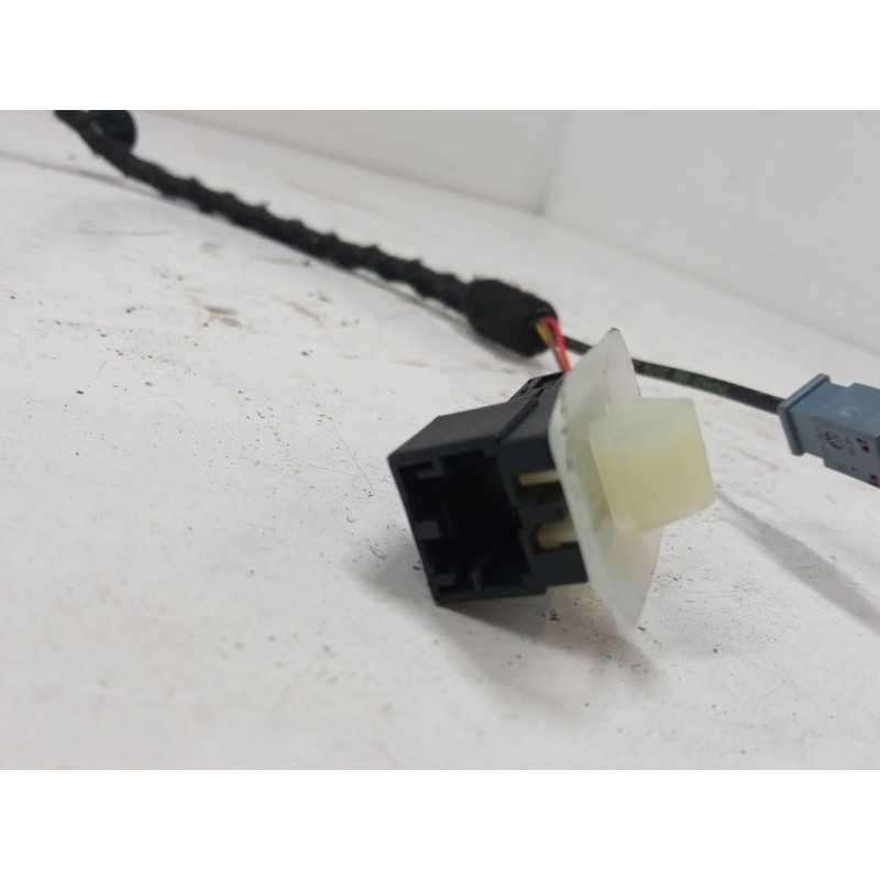 Recambio de maneta exterior electrica porton para skoda rapid spaceback (nh1) 1.0 tsi referencia OEM IAM 5JA827566A  