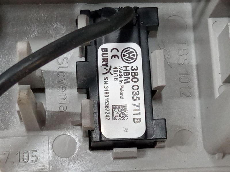 Recambio de luz interior delantera para skoda rapid spaceback (nh1) 1.0 tsi referencia OEM IAM   