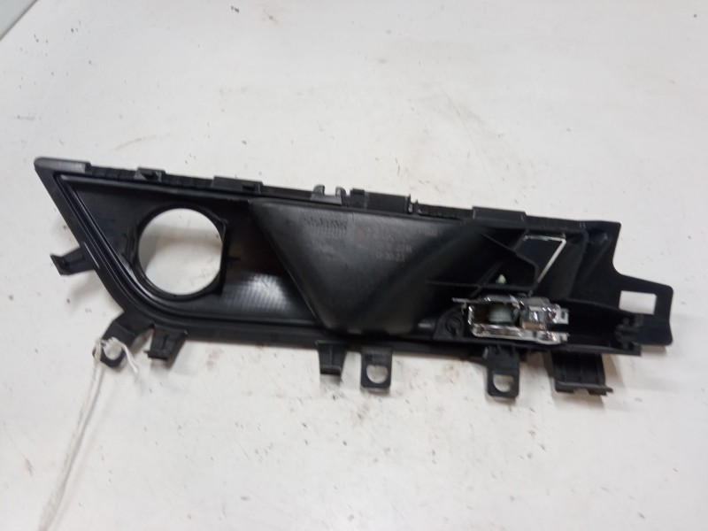 Recambio de maneta interior puerta delantera izquierda para skoda rapid spaceback (nh1) 1.0 tsi referencia OEM IAM   