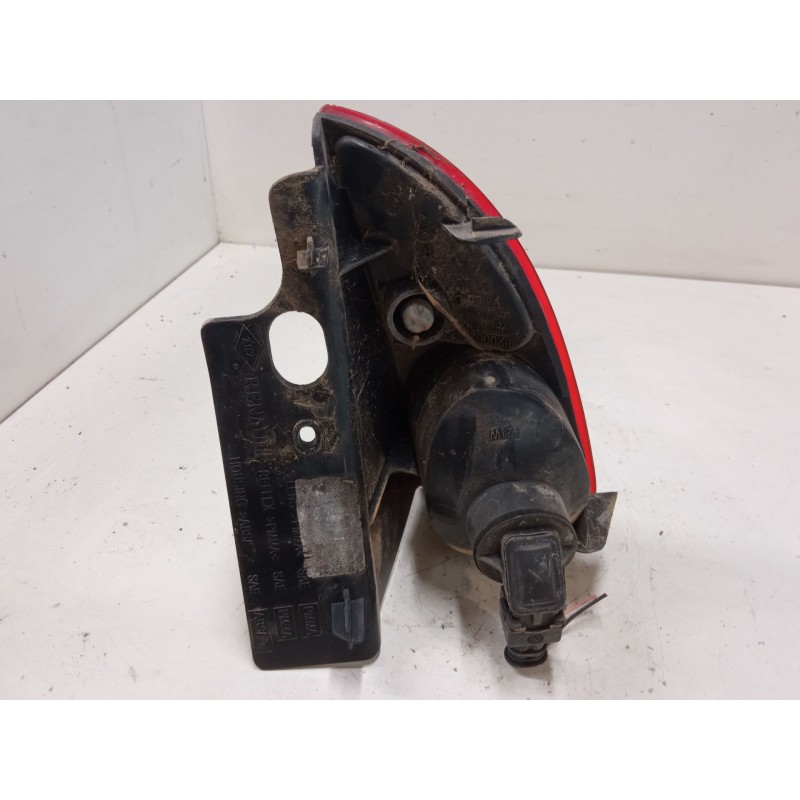 Recambio de faro antiniebla trasero derecho para renault espace iv (jk0/1_) 2.2 dci (jk0h) referencia OEM IAM   