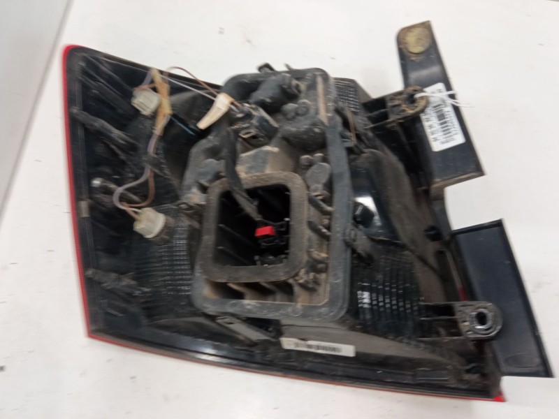 Recambio de piloto trasero derecho para skoda rapid spaceback (nh1) 1.0 tsi referencia OEM IAM   