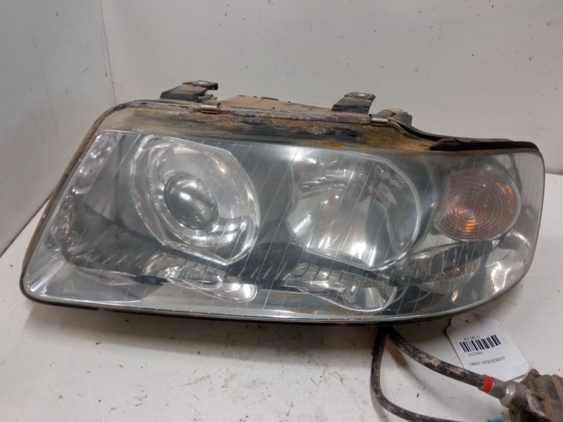 Recambio de faro izquierdo xenon para audi a3 (8l1) 1.8 t referencia OEM IAM   