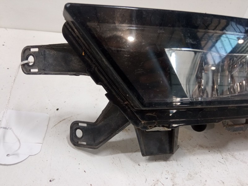 Recambio de faro antiniebla izquierdo para skoda rapid spaceback (nh1) 1.0 tsi referencia OEM IAM   