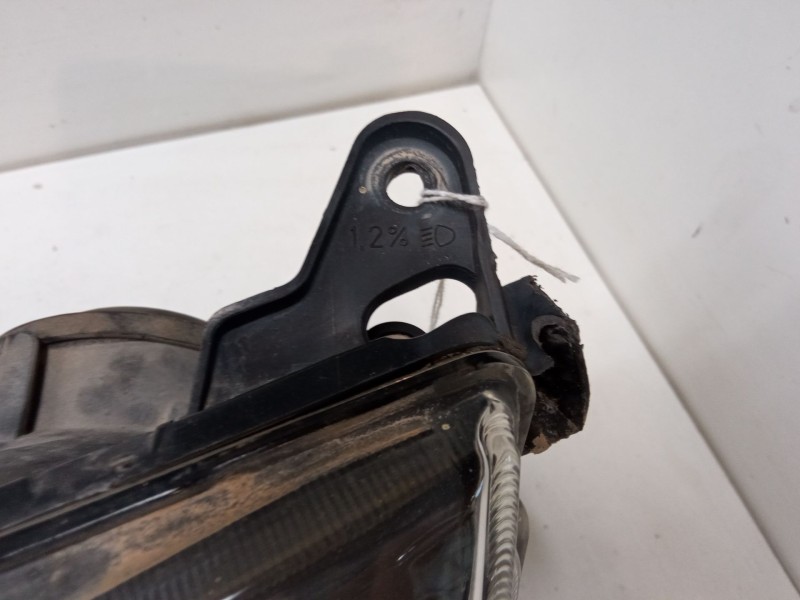 Recambio de faro izquierdo para toyota avensis (_t22_) 2.0 (st220_) referencia OEM IAM   