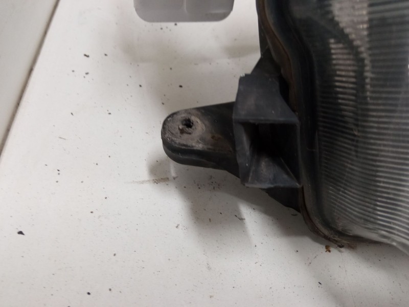 Recambio de faro derecho para toyota avensis (_t22_) 2.0 (st220_) referencia OEM IAM   