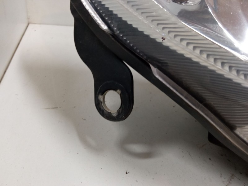 Recambio de faro derecho para skoda roomster (5j7) 1.6 referencia OEM IAM   