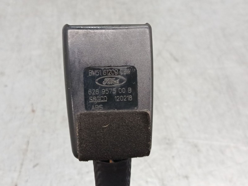 Recambio de anclaje cinturon delantero izquierdo para ford focus iii turnier 1.0 ecoboost referencia OEM IAM   