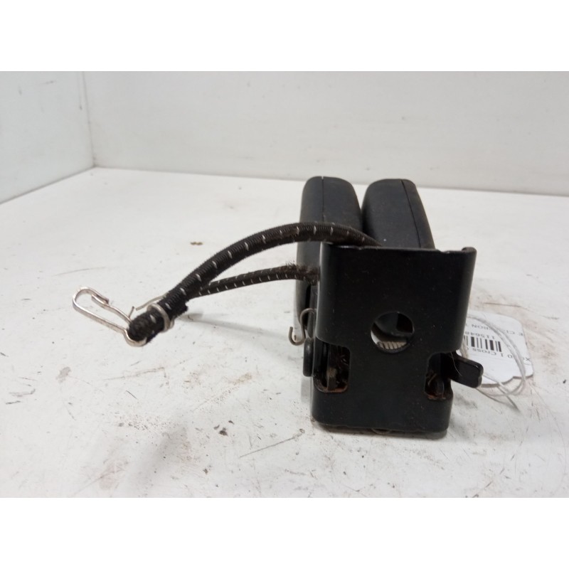 Recambio de anclaje cinturon trasero izquierdo para volvo xc70 i cross country (295) d5 xc awd referencia OEM IAM   