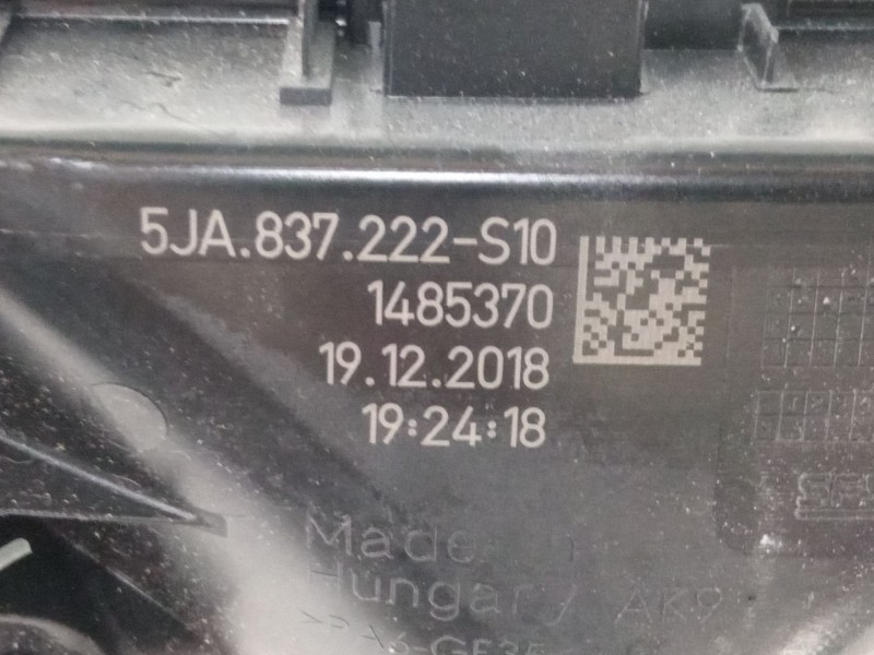 Recambio de maneta interior puerta trasera derecha para skoda rapid spaceback (nh1) 1.0 tsi referencia OEM IAM 5JA837222  