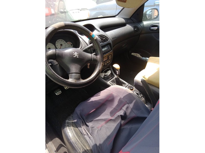 peugeot 206 cc (2d) del año 2001