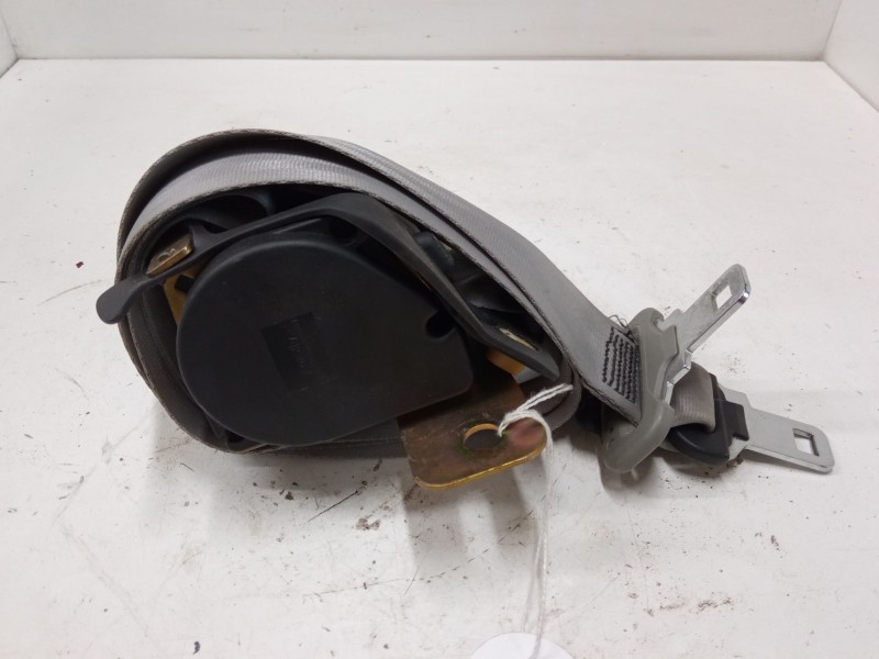Recambio de cinturon seguridad trasero central para renault scénic i monospace (ja0/1_, fa0_) 1.9 dci (ja05, ja1f) referencia OE