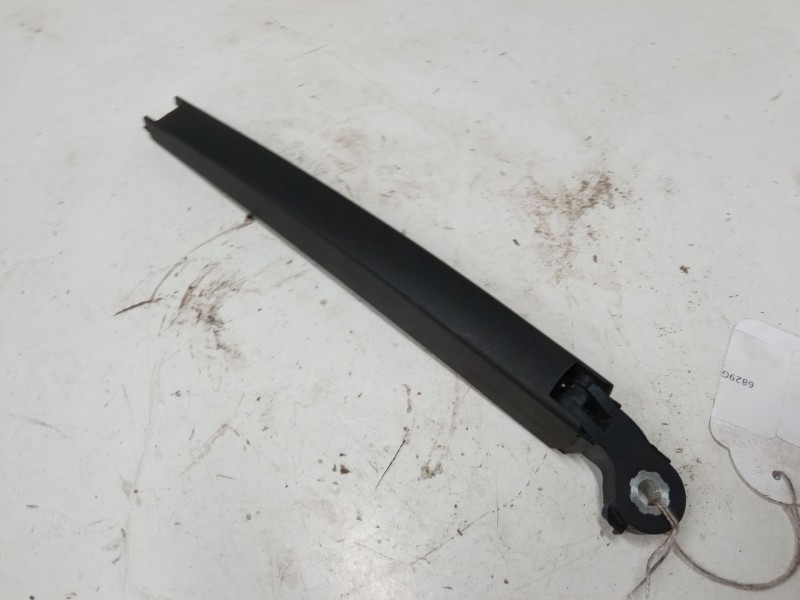 Recambio de brazo limpia trasero para volkswagen polo iv (9n_, 9a_) 1.2 referencia OEM IAM   