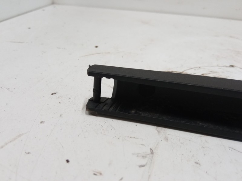 Recambio de brazo limpia trasero para volkswagen polo iv (9n_, 9a_) 1.2 referencia OEM IAM   