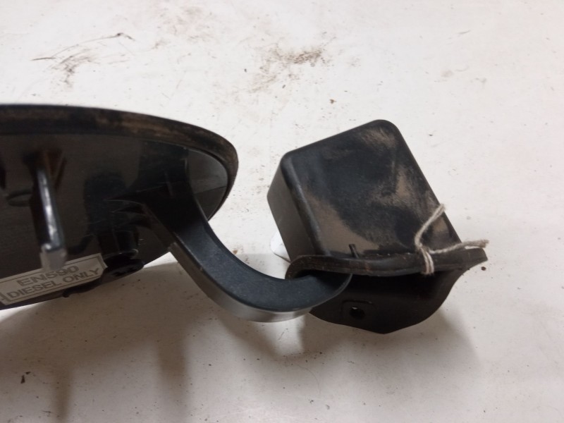 Recambio de tapa exterior combustible para chevrolet captiva (c100, c140) 2.0 d 4wd referencia OEM IAM   