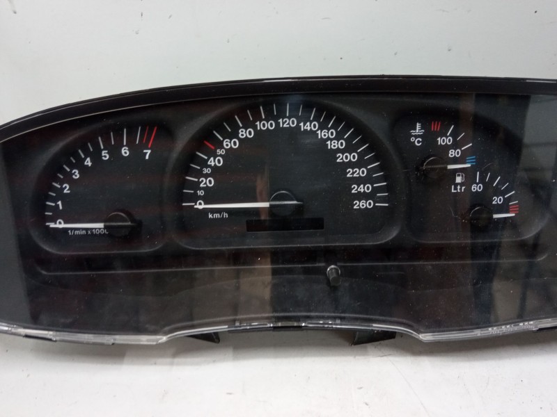 Recambio de cuadro instrumentos para opel vectra b (j96) 2.2 i 16v (f19) referencia OEM IAM 110008911  