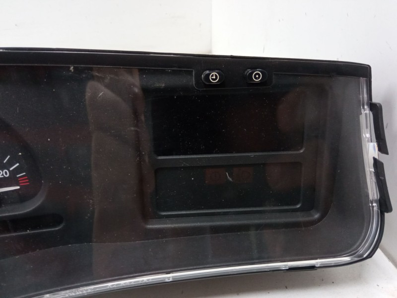 Recambio de cuadro instrumentos para opel vectra b (j96) 2.2 i 16v (f19) referencia OEM IAM 110008911  