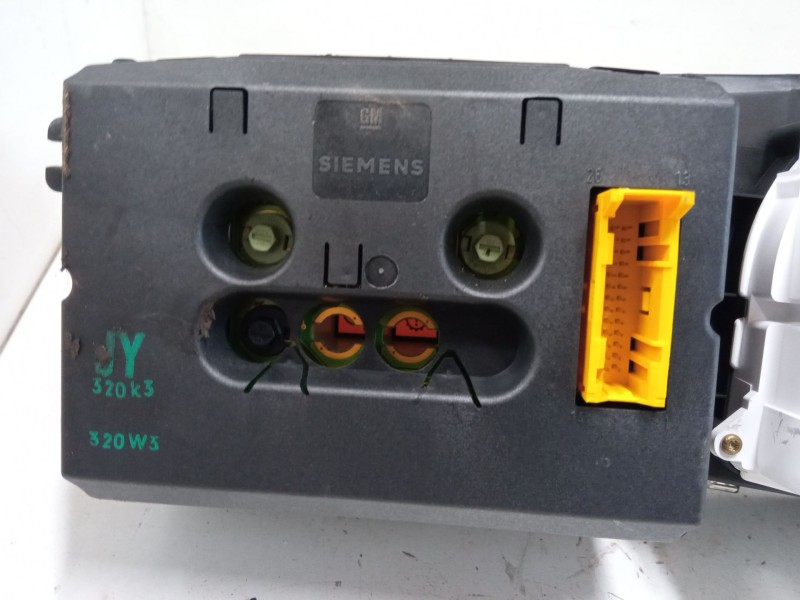 Recambio de cuadro instrumentos para opel vectra b (j96) 2.2 i 16v (f19) referencia OEM IAM 110008911  