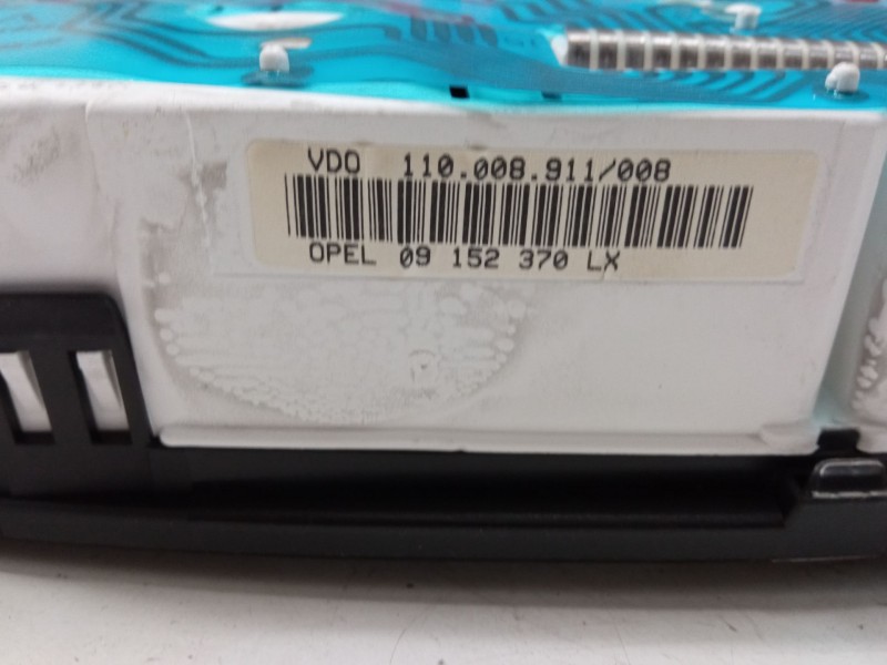 Recambio de cuadro instrumentos para opel vectra b (j96) 2.2 i 16v (f19) referencia OEM IAM 110008911  