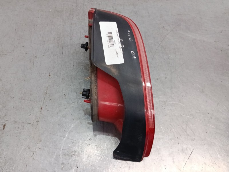 Recambio de piloto trasero derecho para peugeot 106 ii (1a_, 1c_) 1.1 i referencia OEM IAM   