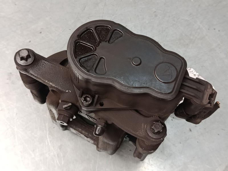 Recambio de pinza freno trasera derecha para citroën grand c4 spacetourer (3a_, 3e_) 2.0 bluehdi 160 referencia OEM IAM   