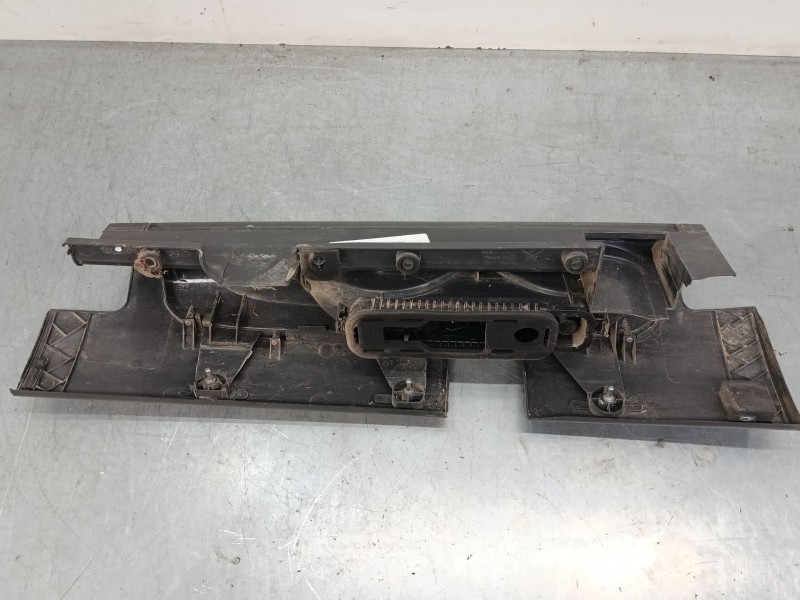 Recambio de piloto trasero derecho para renault trafic ii furgoneta (fl) 1.9 dci 100 (fl0c) referencia OEM IAM   