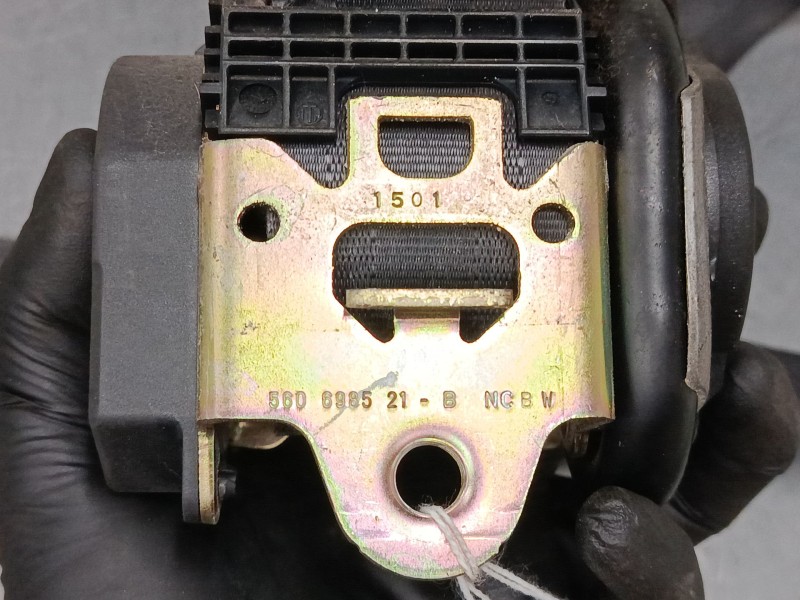 Recambio de cinturon seguridad delantero derecho para ssangyong rexton / rexton ii (gab_) 2.7 xdi referencia OEM IAM 511567000A 
