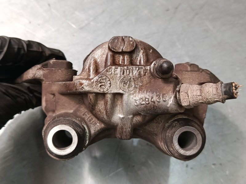 Recambio de pinza freno delantera derecha para citroën saxo (s0, s1) 1.5 d referencia OEM IAM   