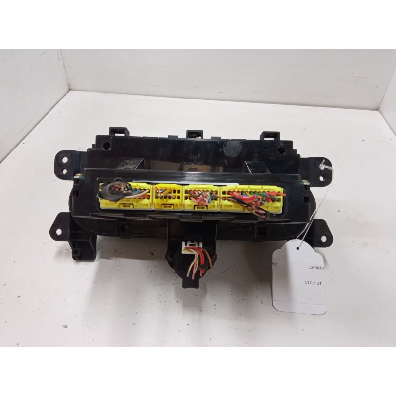 Recambio de mando climatizador para kia carnival / grand carnival iii (vq) 2.9 crdi referencia OEM IAM 972504D250VA  
