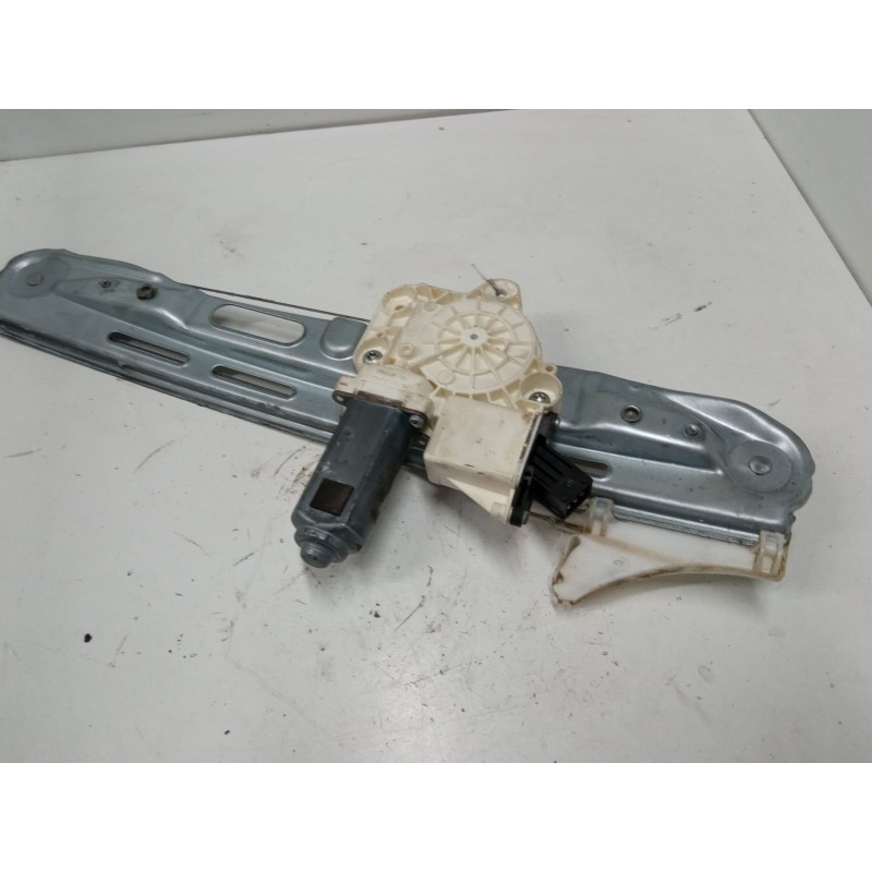 Recambio de elevalunas electrico trasero izquierdo para opel vectra c gts (z02) 1.9 cdti (f68) referencia OEM IAM   